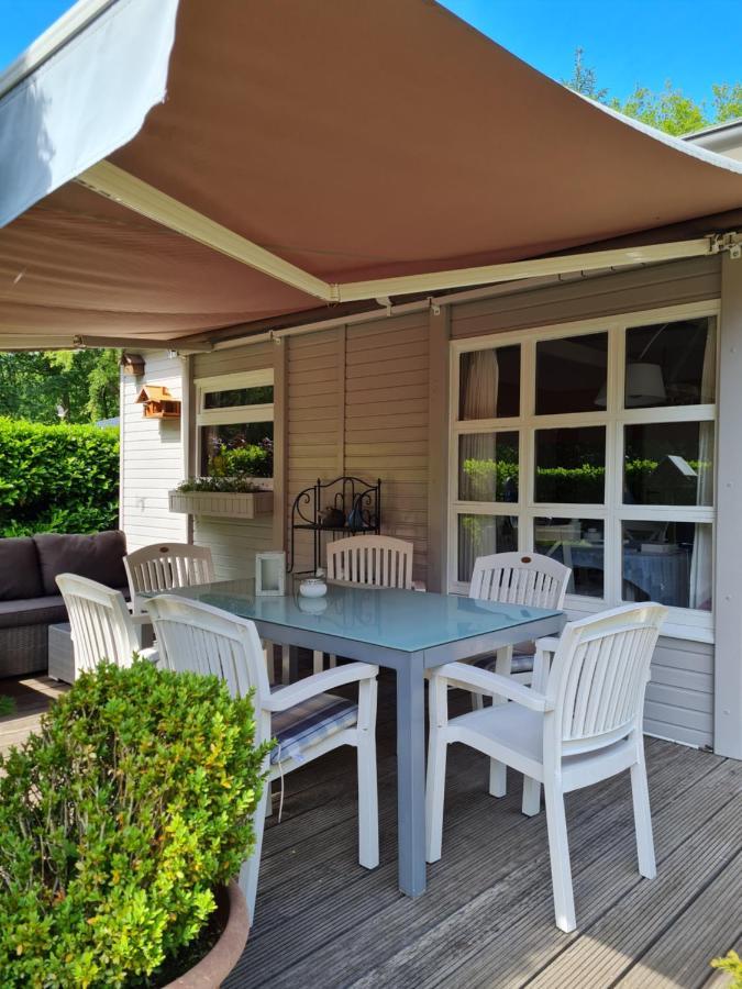 Charme Chalet Zutendaal Ngoại thất bức ảnh